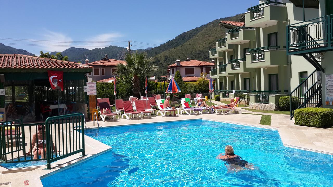 Avlu Apartments 1 İçmeler Luaran gambar