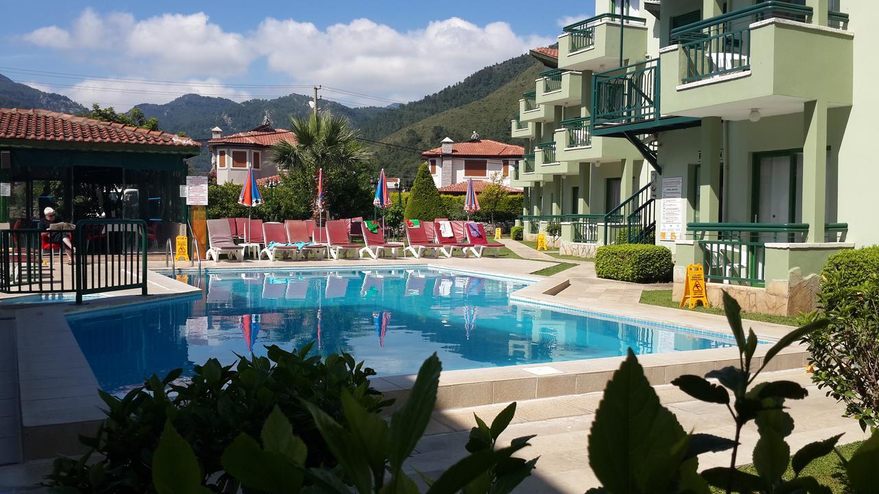 Avlu Apartments 1 İçmeler Luaran gambar