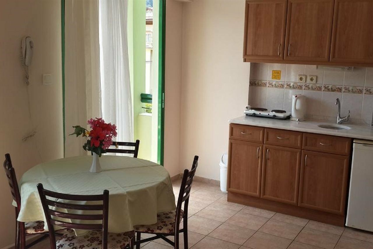 Avlu Apartments 1 İçmeler Luaran gambar